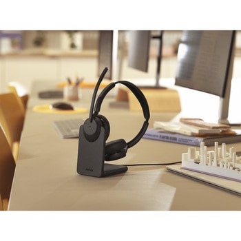 注文コード:03094066 無線ヘッドセット 両耳 MS認定 充電スタンド付「Jabra Evolve3 45 MSStereo LINK 390a Stand」 - Jabra