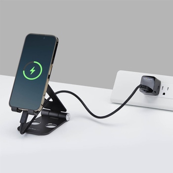 注文コード:03188478 USB充電器/1ポートUSB-A/最大12W/5V/2.4A/iPhone Pro / 17 / 16・iPad・Samsung Galaxy対応/ブラック - StarTech.com