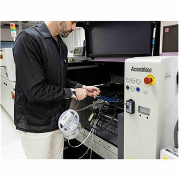 注文コード:04702542 常時モニター 100~240V 北米/日本プラグACアダプター - DESCO