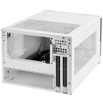 注文コード:04894701 SilverStone Sugo シリーズ - SG05と同等のサイズでATX電源対応 Mini-ITXケース - SILVER STONE(シルバーストーン)