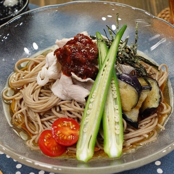 注文コード:13928200,13928209 ニラ辛醤 テーオー食品