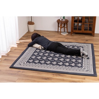 注文コード:60060720 デザインラグ マット スベリ止め加工 約約W180×D180 ホームテイスト