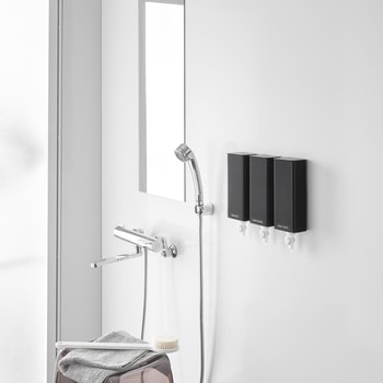 注文コード:60904895 マグネットバスルーム詰め替えパウチディスペンサー収納ホルダー タワー S ブラック 山崎実業