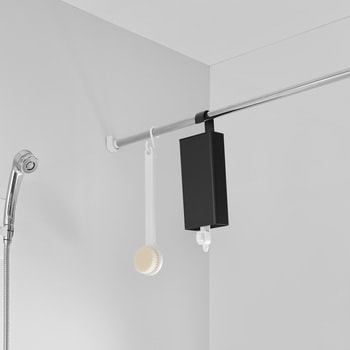 注文コード:60904956 引っ掛けバスルーム詰め替えパウチディスペンサー収納ホルダー タワー L ブラック 山崎実業