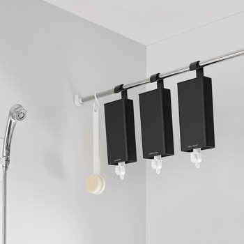 注文コード:60904956 引っ掛けバスルーム詰め替えパウチディスペンサー収納ホルダー タワー L ブラック 山崎実業