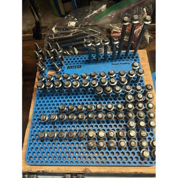 注文コード:61161829 オリジナル ボルトオーガナイザー - BOLTSTER