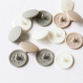 注文コード:63282444 プラスチックスナップボタン3色セット 日本紐釦貿易