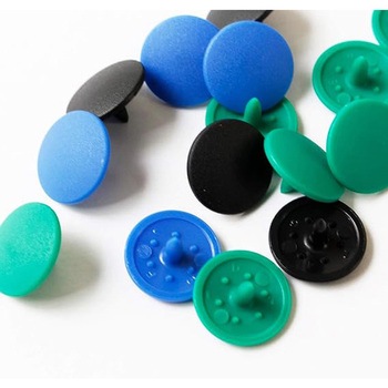注文コード:63282478 プラスチックスナップボタン3色セット 日本紐釦貿易