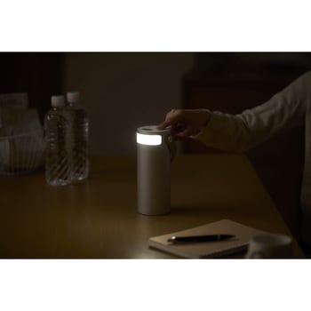 注文コード:82730536 バッテリーステーション ボトル型充電器 リン酸鉄リチウムイオン電池 - アイリスオーヤマ