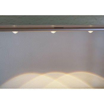 注文コード:82738875 充電式センサーLEDスポットライト エグゼラックス - メテックス