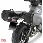 サドルバッグ SPACERS FOR 3D600 GIVI(ジビ)