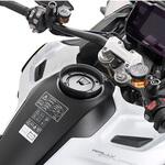 BF74 タンクバッグ用フランジ タンクロック Triumph Tiger 1200 GT Explorer (22) GIVI(ジビ)
