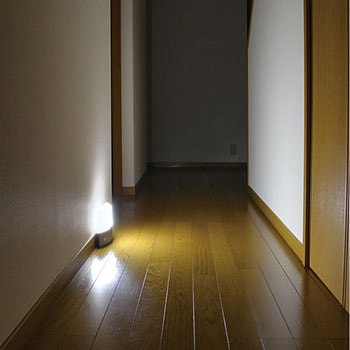 もてなしライト・据置(薄) ELPA