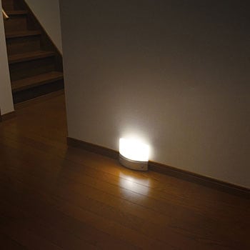 もてなしライト・据置(薄) ELPA