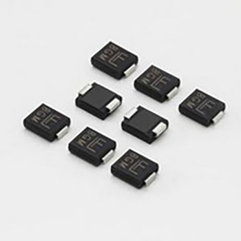 Littelfuse TVSダイオード， 双方向， 表面実装， 58.1V， SMCJ36CA LITTELFUSE