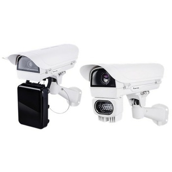 ボックス型ネットワークカメラ(IP9165-LPC-v2(9-50mm))/2MP/バリフォーカル/ヘッドライトフィルター搭載/3年 - Vivotek