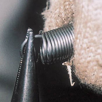 4.0x11mm 押しスプリング エスコ