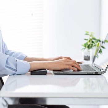 リストレスト サンワダイレクト