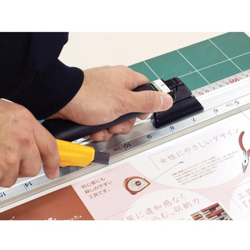 アルミカットスケール ハンドル付 快段目盛 新潟精機(SK)