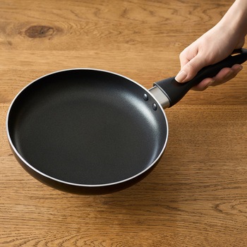 軽量フライパンガス火対応20cm - アイリスオーヤマ