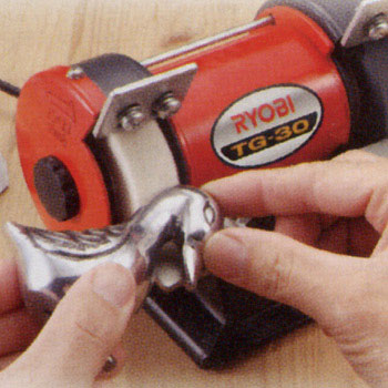 卓上ミニグラインダー Ryobi リョービ グラインダー 通販モノタロウ Tg 30
