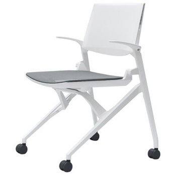 81M2WE F1D2 マルカ 4本脚 肘付 座メッシュ 背パッド無 ホワイトフレーム ホワイトシェル オカムラ(岡村製作所) 07101626