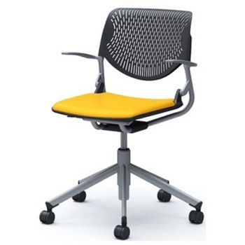 81S2CE PD33 ルナ 5本脚チェア 肘付  背パッド無 ブラックシェル シルバーフレーム ナイロン双輪 オカムラ(岡村製作所) 07114567