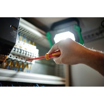 絶縁プラスドライバー - STAHLWILLE(スタビレー)