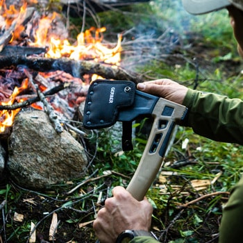 斧 ブッシュクラフトハチェット Gerber