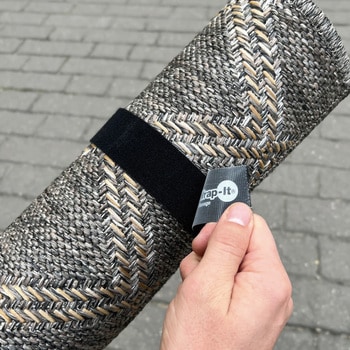 面ファスナーロール (1.5" 穿孔間隔) 20' Wrap-It