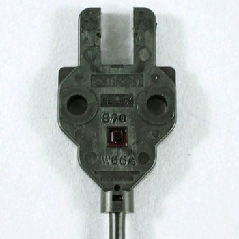 EE-SX870 2M フォト・マイクロセンサ 薄型コード引き出しタイプ(直流光 