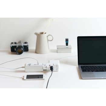 TAPKING USB AC8個口3.4A USB2ポート ホワイト Fargo