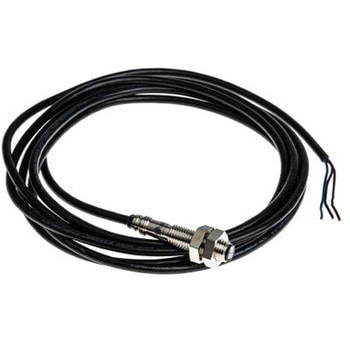 RS PRO 近接センサ ネジ付きバレル 検出範囲 1.5 mm ねじの呼び M8 埋込型 4kHz RS PRO