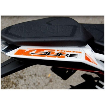 リア ボディパッド MT-RKTM03WO MOTO GRAFIX (モトグラフィックス)