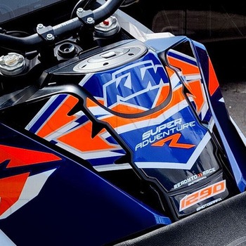TANK PAD MOTO GRAFIX (モトグラフィックス)