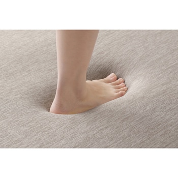 ラ・クッションラグ接触冷感極厚タイプ アイリスオーヤマ