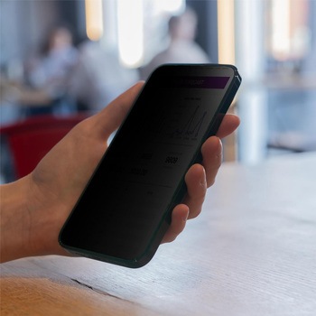 iPhone 15 Pro専用ガラスフィルム/4方向プライバシー/視野角60度/ブルーライトカット/縦横 タッチ対応/自己吸着 ガイド枠付き/覗き見防止 液晶保護 強化ガラス StarTech.com