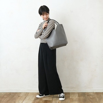 合皮トライアングルカットトート センバドー