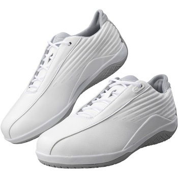 ベアクラッチ ドライビングシューズ mizuno(ミズノ)