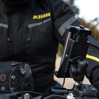 RAM(R) Quick-Grip(TM) Wireless Charging Phone Mount with CANsmart(TM) Connection DENALI