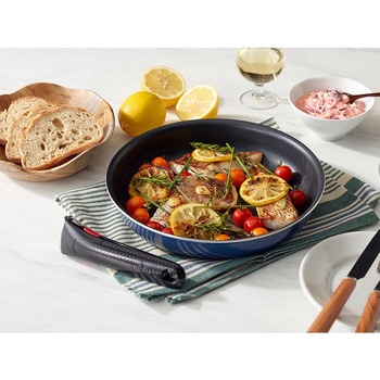 ティファール取っ手のとれる鍋「インジニオ・ネオ キャストライン アロマ プロ」 T-fal ティファール 選べる豪華特典 フライパン インジニオ