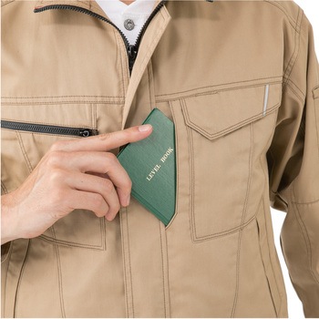 ブルゾン コーコス信岡