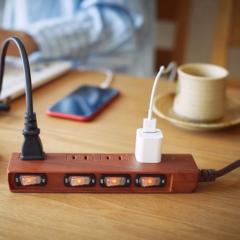 Natural Wood Tap AC4個口 スイッチ付 Fargo