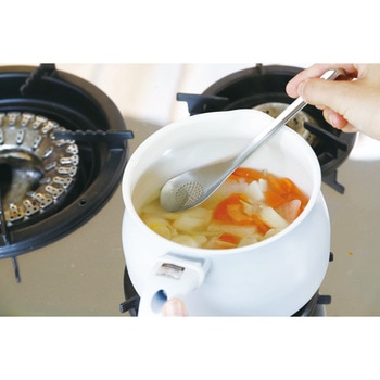 汁物に便利なあく取りスプーン シービージャパン