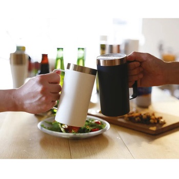 喉越しを楽しむジョッキ シービージャパン