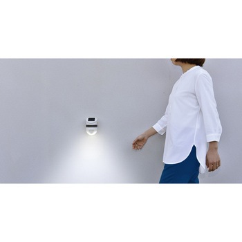 LEDどこでもセンサーライト ムサシ