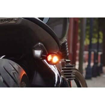リアウインカーステー LAMPREY シート下マウント M8用 ブラッシュ MMU672 モートーン