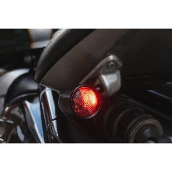 リアウインカーステー LAMPREY シート下マウント M8用 ブラッシュ MMU672 モートーン
