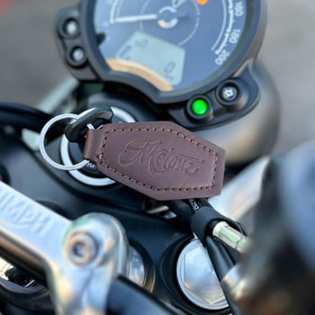 レザーキーホルダー KEYFOB1 モートーン