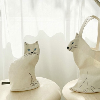 EU.ウイズルー.オスワリネコ-A      SHIRO ルートート